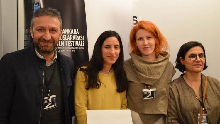 Karanlıkta Islık Çalanlar (2019)