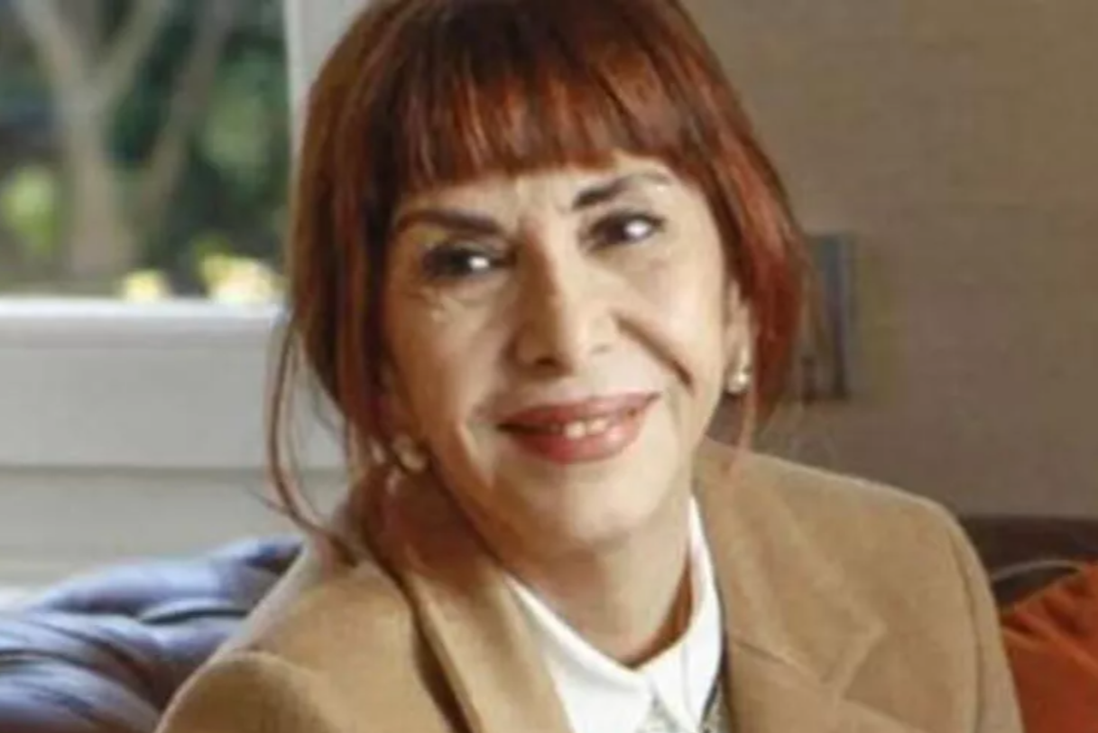 Hümeyra AkbayHümeyra Akbay Hümeyra AkbayHümeyra Akbay
