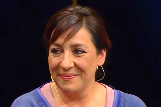 Burak DakakBinnur Kaya