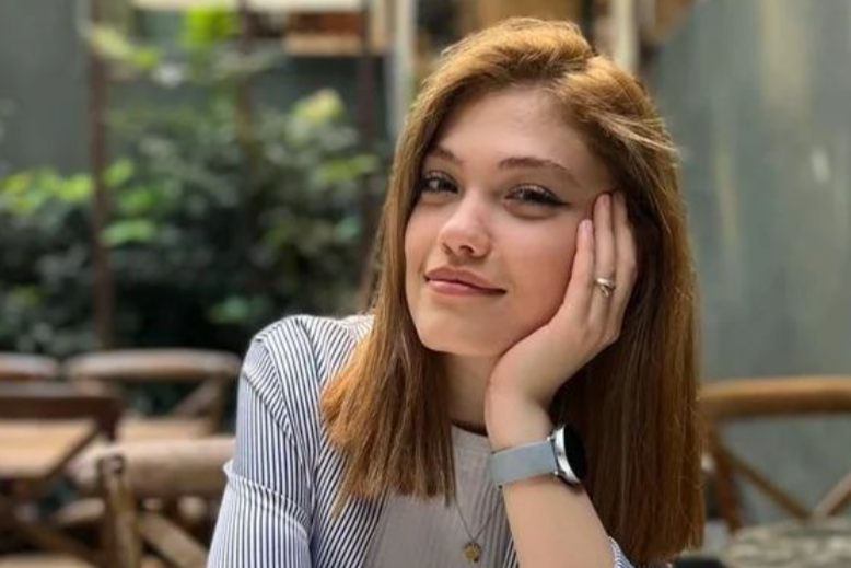 Aleyna ÖzgeçenAleyna Özgeçen