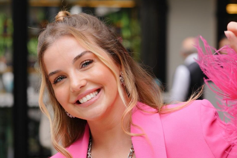 Gizem GüvenGizem Güven Gizem GüvenGizem Güven