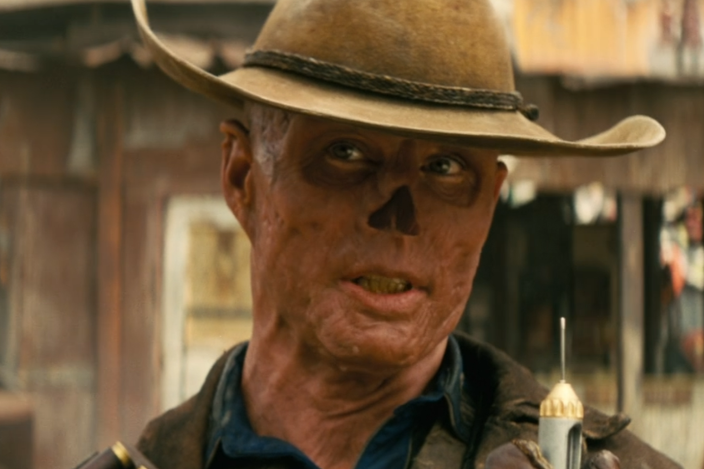 Walton GogginsWalton Goggins