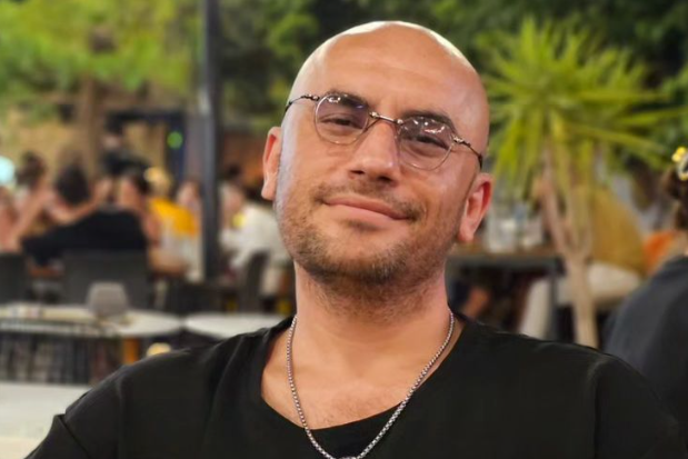 Giray AltınokGiray Altınok Giray AltınokGiray Altınok