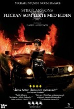 Ateşle Oynayan Kız (2009) afişi Ateşle Oynayan Kız (2009) afişi