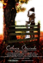 Çitlerin ötesinde (2010) afişi