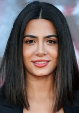 Emeraude Toubia fotoğrafı