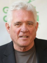 G.W. Bailey fotoğrafı