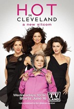 Hot in Cleveland (2010) afişi