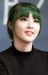 Jeon Ji-yoon fotoğrafı