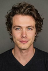 Jonathan Blair fotoğrafı