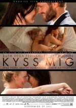 Kiss Me (2011) afişi Kiss Me (2011) afişi