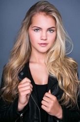 Lauren Schuster fotoğrafı Lauren Schuster fotoğrafı