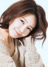 Moon Chae-Young fotoğrafı