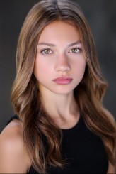 Olivia Le Clark fotoğrafı