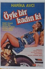 Öyle Bir Kadın Ki (1989) afişi