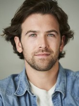 Roderick McNeil fotoğrafı