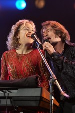 Song Sung Blue (2025) Fragman (2025) afişi
