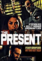 The Present (2019) afişi