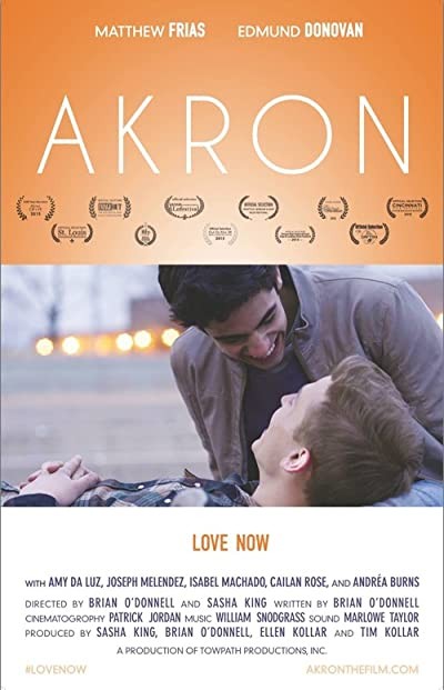 Akron (2015) afişi Akron (2015) afişi