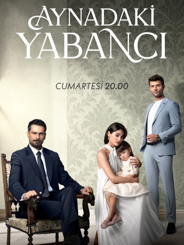 Aynadaki Yabancı (2025) afişi