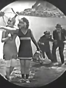 Bathing Beauties And Big Boobs (1918) afişi