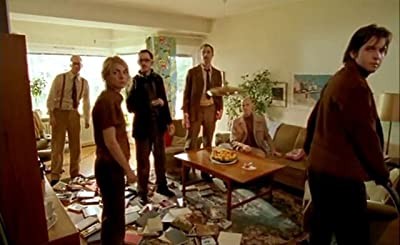 Bir Daire Ve Altı Davulcu İçin Müzik (2001) afişi Bir Daire Ve Altı Davulcu İçin Müzik (2001) afişi