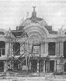 El Coloso De Mármol (1929) afişi