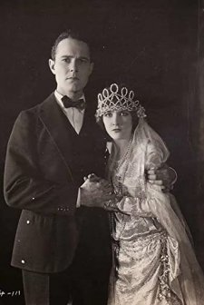 Gaiety Girl (1924) afişi