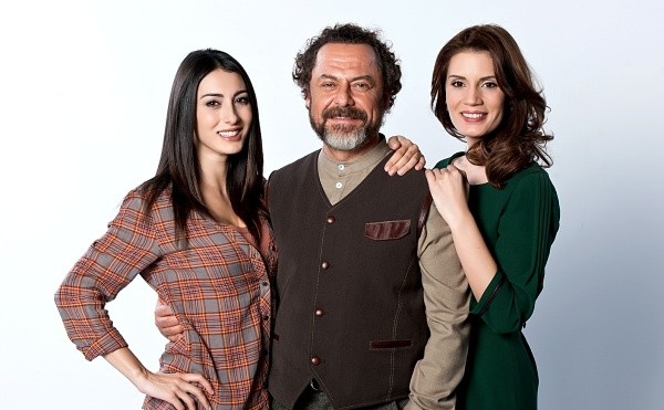 Kalbim 4 Mevsim afişi Kalbim 4 Mevsim afişi