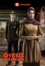 Ötesiz İnsanlar (2013) afişi