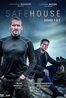 Safe House (2015) afişi