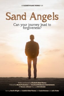 Sand Angels  (2017) afişi