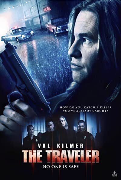 The Traveler (2010) afişi The Traveler (2010) afişi
