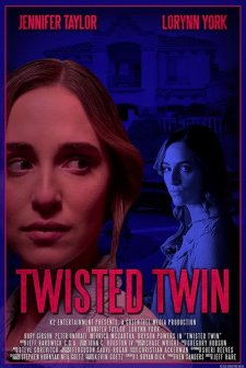 Twisted Twin (2020) afişi