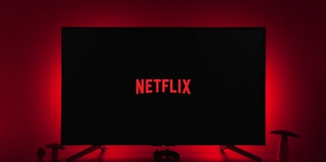Netflix, Şifre Değiştirmeden Cihazları Hesaptan Çıkarma Özelliği Getirdi! Netflix, Şifre Değiştirmeden Cihazları Hesaptan Çıkarma Özelliği Getirdi!