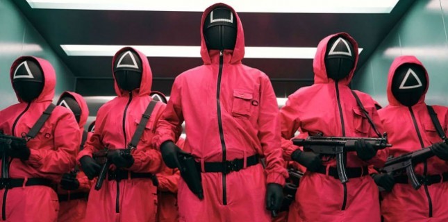 Netflix’ten 4,5 Milyon Dolar Ödüllü Gerçek “Squid Game” Yarışması Geliyor! Netflix’ten 4,5 Milyon Dolar Ödüllü Gerçek “Squid Game” Yarışması Geliyor!