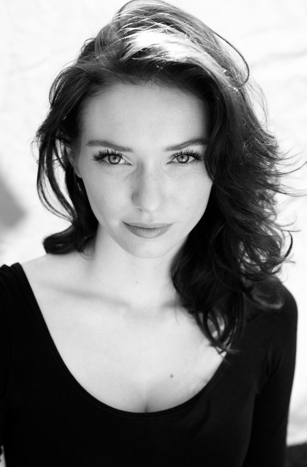 Eleanor May Tomlinson Fotoğrafları 24