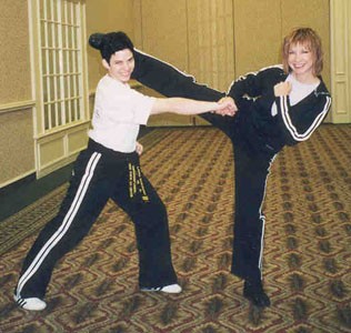 Cynthia Rothrock Fotoğrafları 17