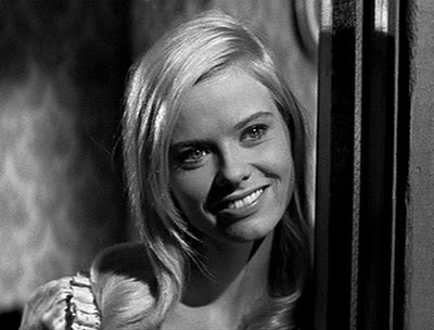 Brooke Bundy Fotoğrafları 1