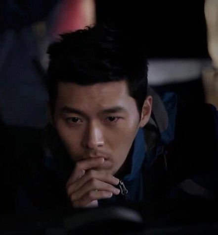 Hyun Bin Fotoğrafı