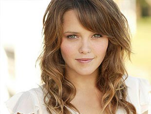 Rebecca Breeds Fotoğrafları 1