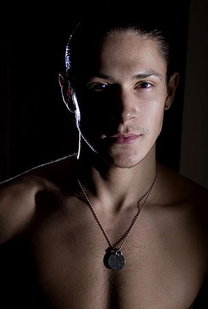 Alex Meraz Fotoğrafları 6