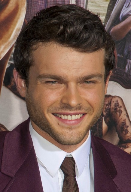 Alden Ehrenreich Fotoğrafları 13