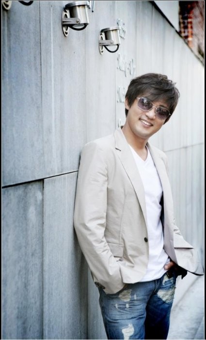 Ahn Jae-wook Fotoğrafları 24