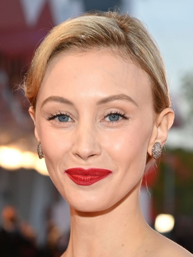 Sarah Gadon Fotoğrafları 42