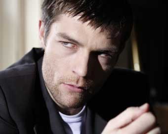 Liam McIntyre Fotoğrafı