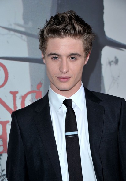 Max Irons Fotoğrafları 10