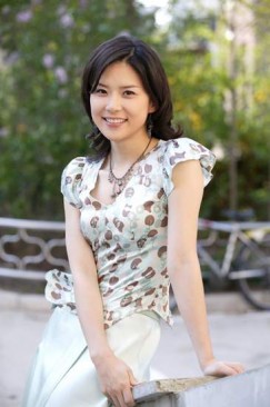 Lee Bo Young Fotoğrafı