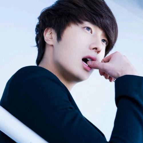 Jung Il Woo Fotoğrafı