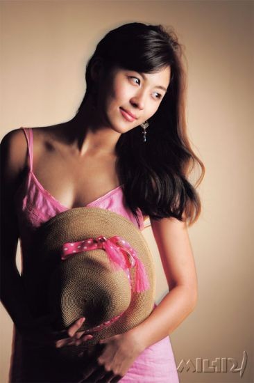 Ha Ji-won Fotoğrafı